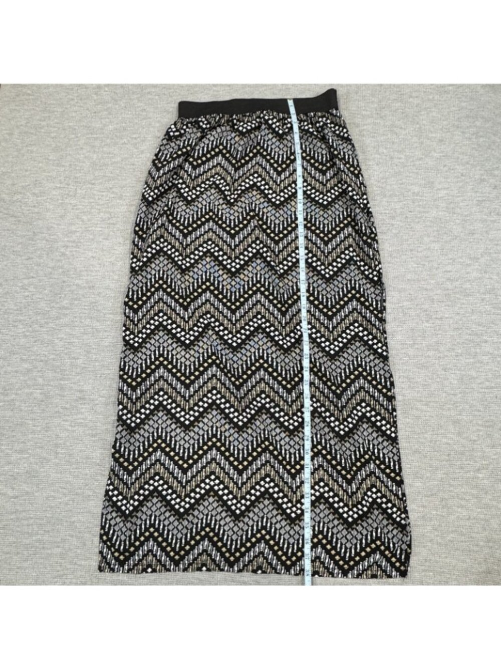 Discreet Maxi Skirt M Pull On Side Slits Elastic Waist Chevron Black Cream Tan - Picture 12 of 16
